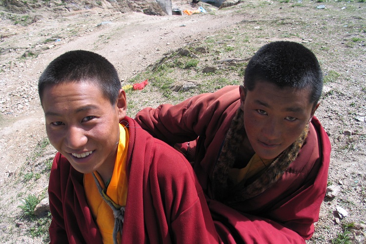 묵직한 작별의 티베트