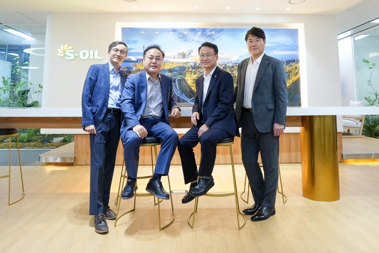 리더가 전하는 TEAM S-OIL 이야기💬 대표 이미지